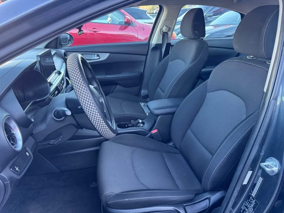 2023 Kia Forte - Image 6 of 6