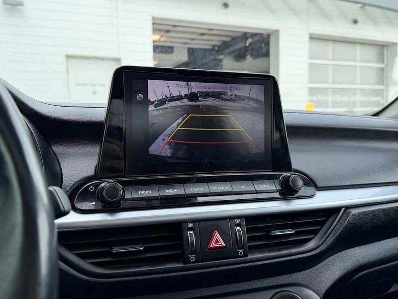 2023 Kia Forte - Image 13 of 15
