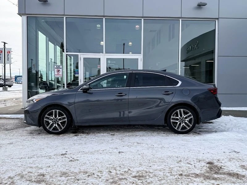 2023 Kia Forte - Image 3 of 15