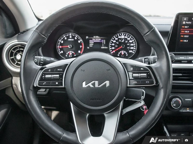2023 Kia Forte - Image 12 of 20
