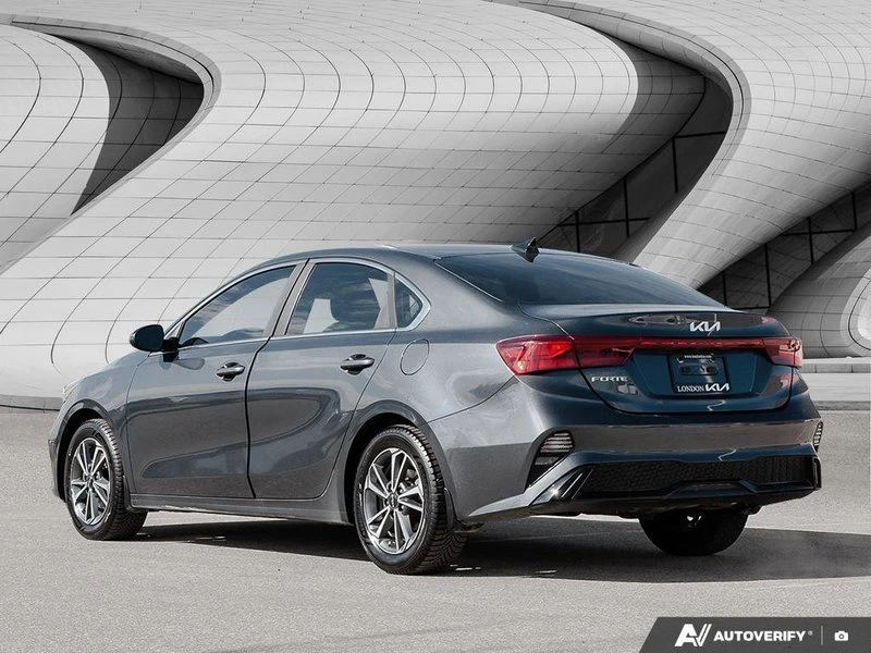 2023 Kia Forte - Image 3 of 20