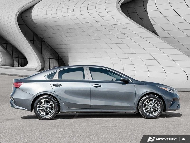 2023 Kia Forte - Image 6 of 20