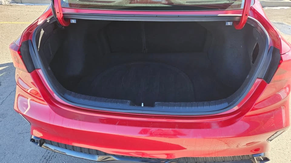 2023 Kia Forte - Image 7 of 17