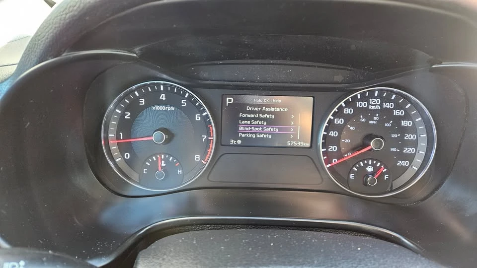2023 Kia Forte - Image 9 of 17