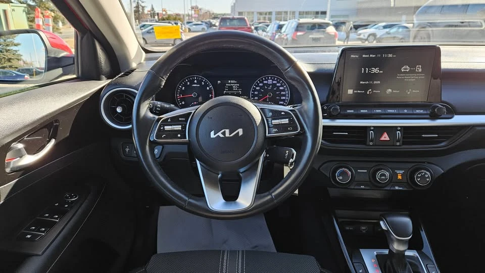 2023 Kia Forte - Image 8 of 17