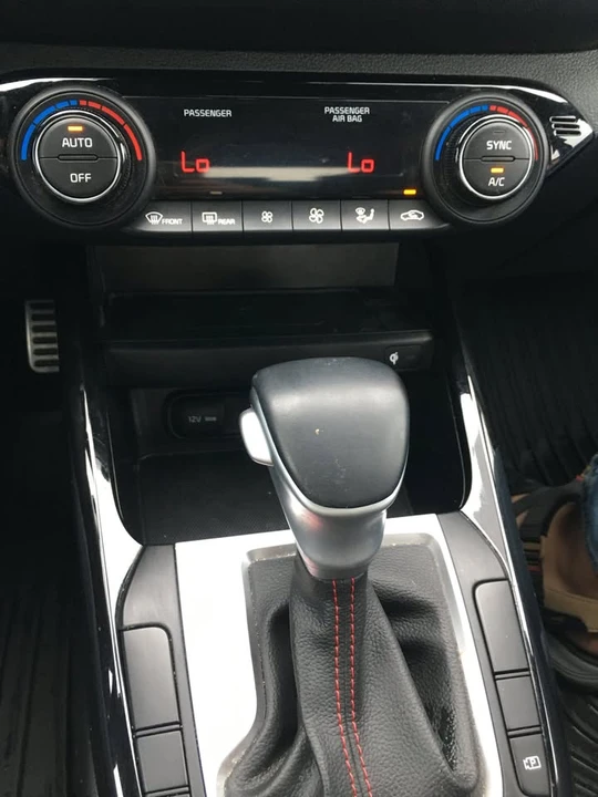 2023 Kia Forte - Image 16 of 19