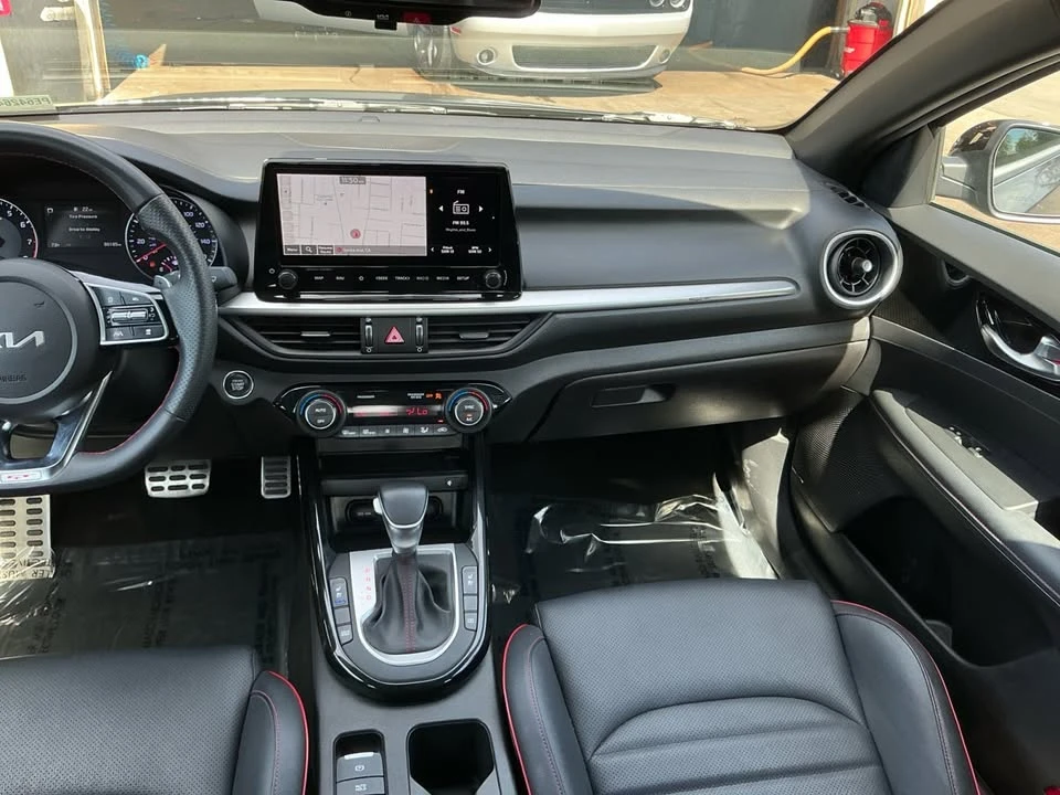 2023 Kia Forte - Image 16 of 20