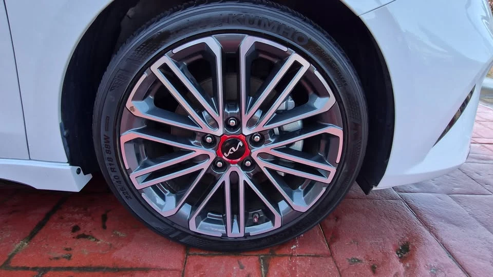 2023 Kia Forte - Image 18 of 21