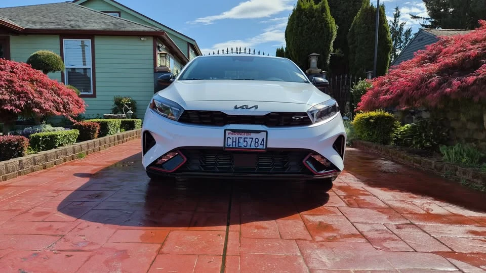 2023 Kia Forte - Image 5 of 21