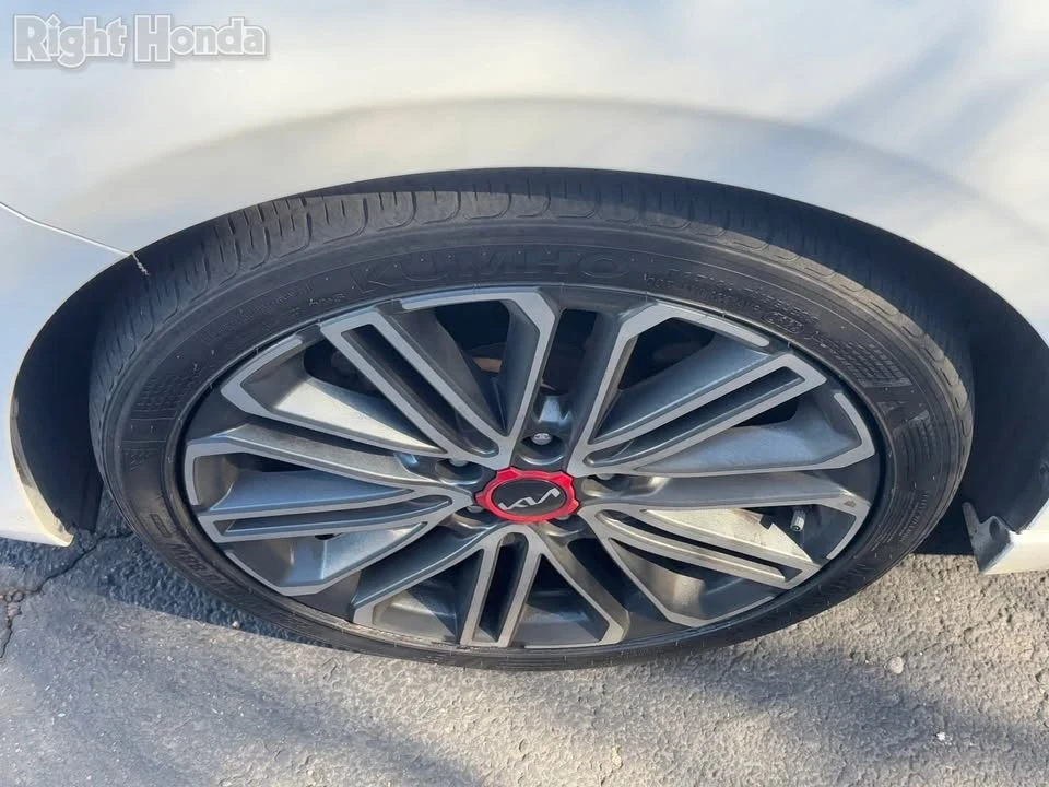 2023 Kia Forte - Image 4 of 6
