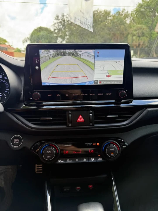 2023 Kia Forte - Image 7 of 9