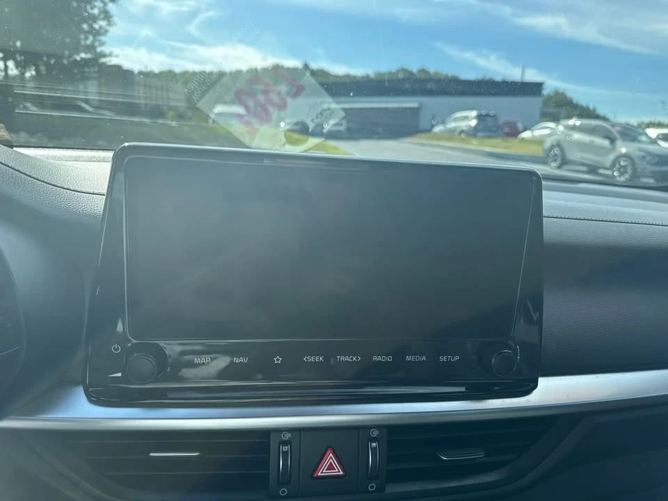 2023 Kia Forte - Image 10 of 10