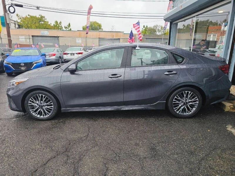 2023 Kia Forte - Image 4 of 20
