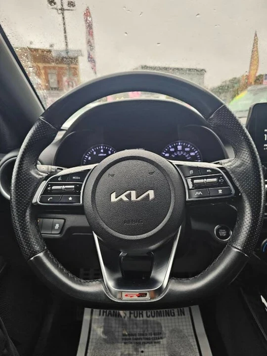 2023 Kia Forte - Image 12 of 20