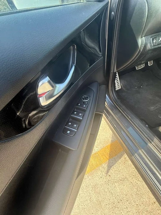 2023 Kia Forte - Image 17 of 19