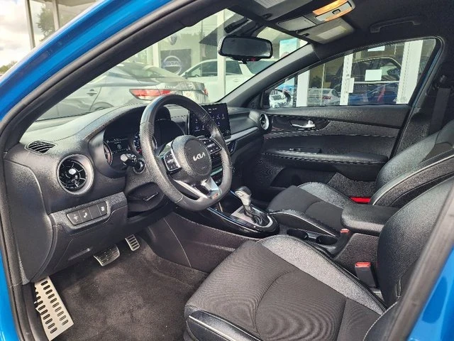 2023 Kia Forte - Image 17 of 20