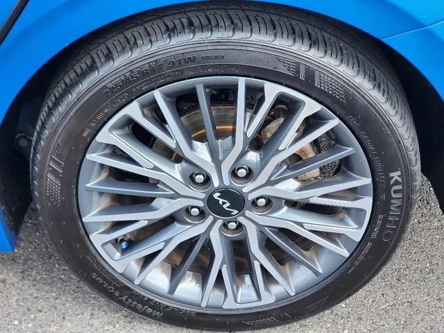 2023 Kia Forte - Image 15 of 20
