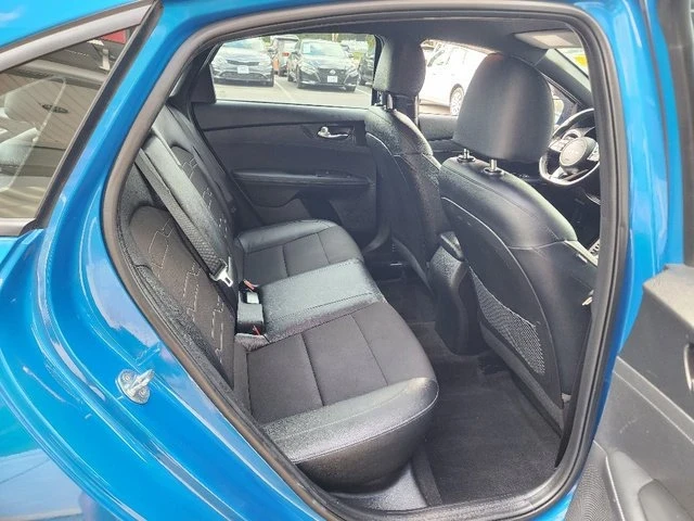 2023 Kia Forte - Image 12 of 20