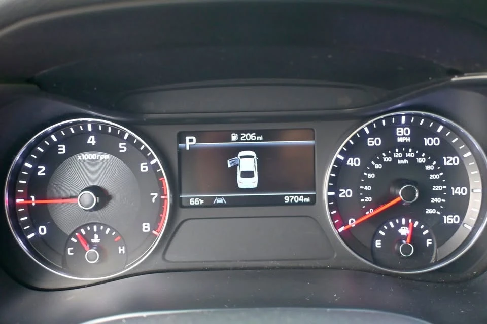 2023 Kia Forte - Image 17 of 18