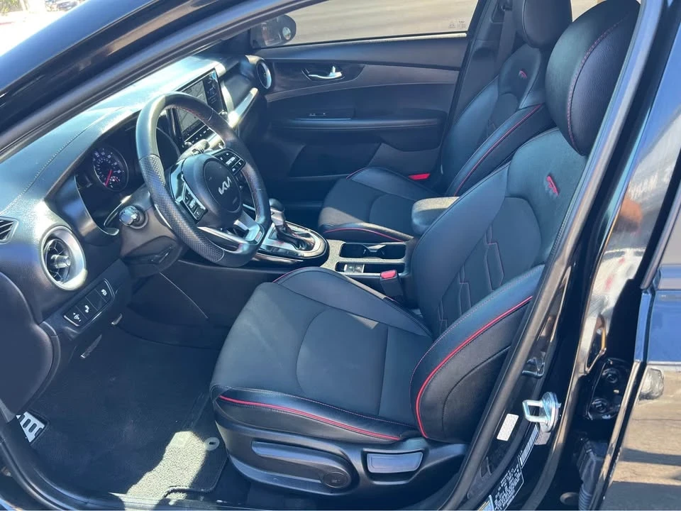 2023 Kia Forte - Image 11 of 20