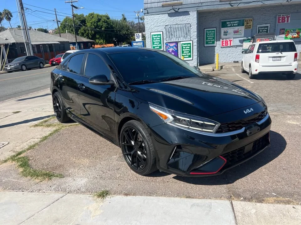 2023 Kia Forte - Image 2 of 20