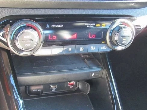 2023 Kia Forte - Image 14 of 19
