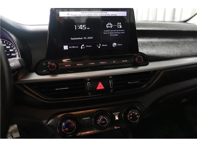 2023 Kia Forte - Image 13 of 18