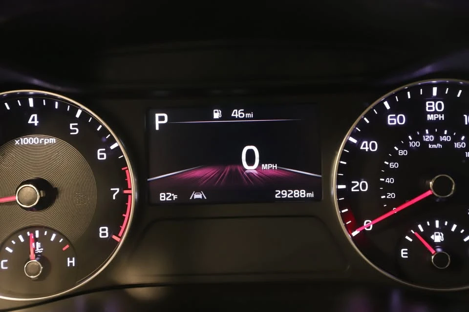 2023 Kia Forte - Image 10 of 11