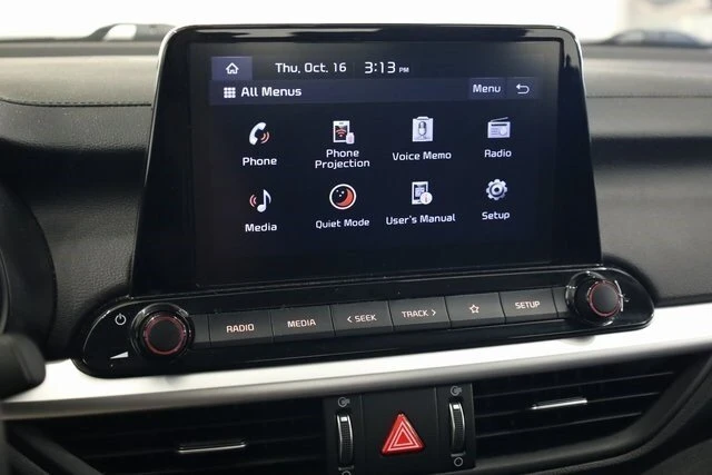2023 Kia Forte - Image 11 of 13