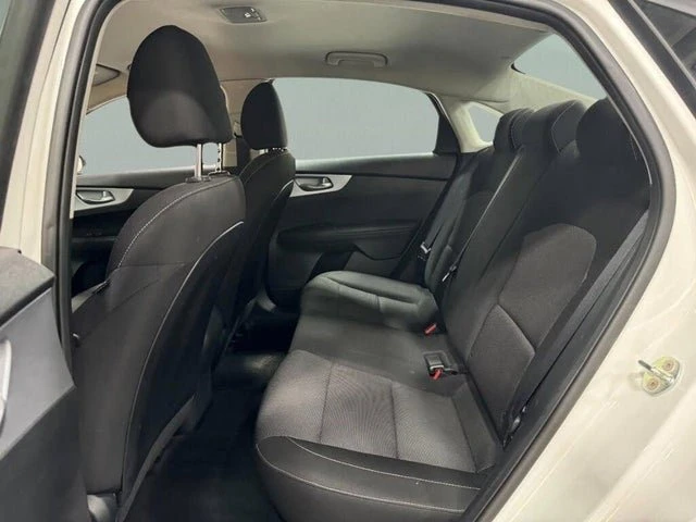 2023 Kia Forte - Image 9 of 20