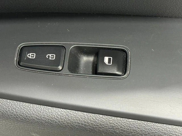 2023 Kia Forte - Image 20 of 20