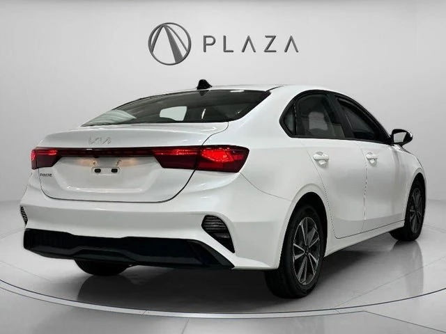 2023 Kia Forte - Image 5 of 20