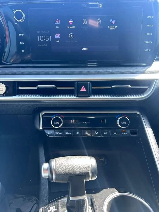 2023 Kia Optima/K5 - Image 11 of 13