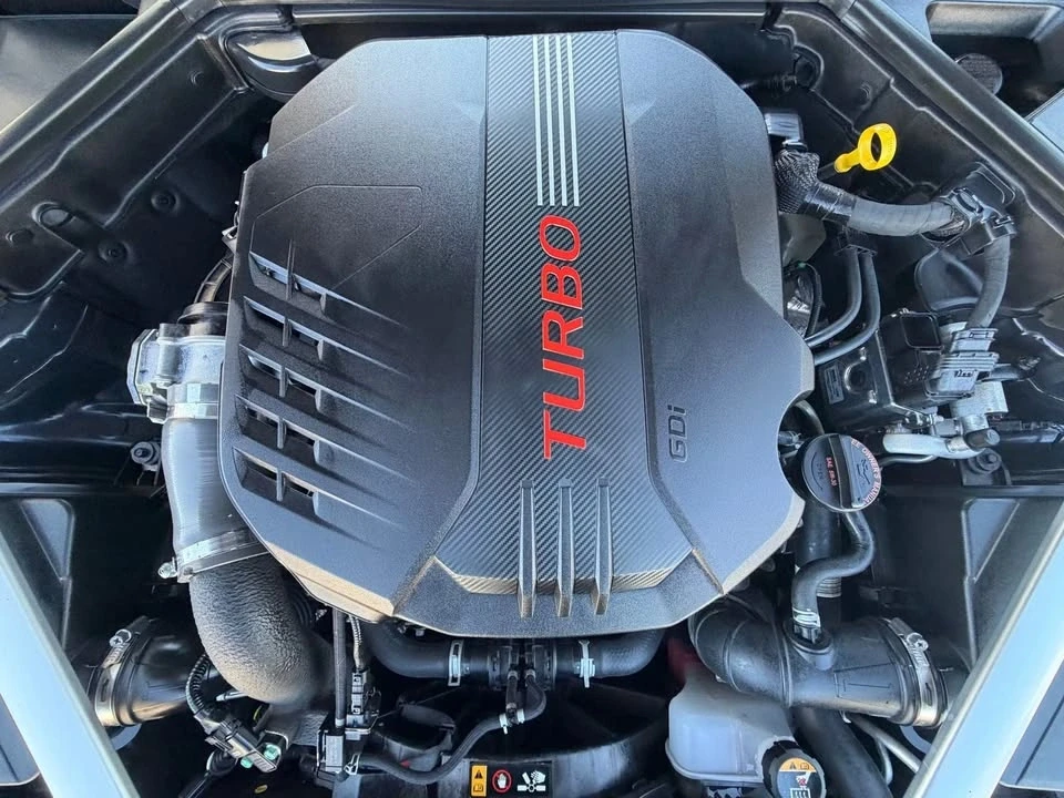2023 Kia Stinger GT - Image 16 of 20