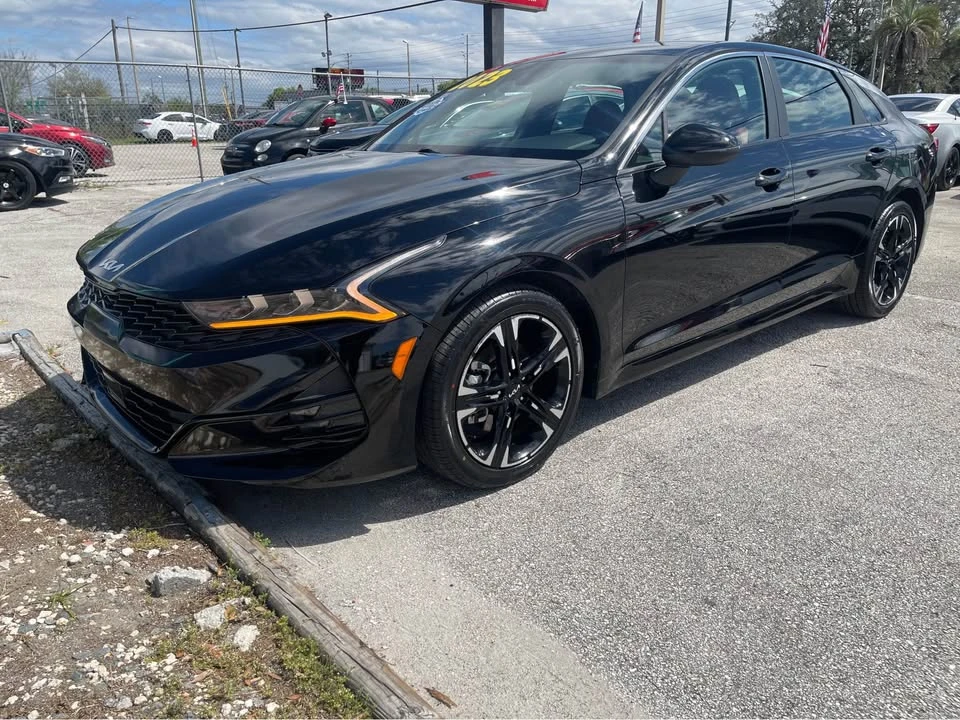 2023 Kia Optima/K5 - Image 2 of 10