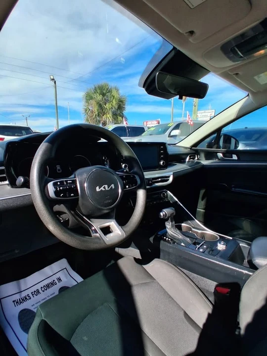 2023 Kia Optima/K5 - Image 10 of 16