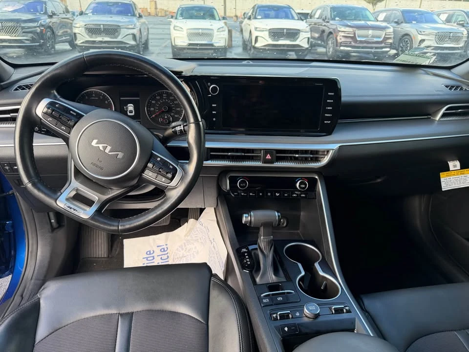 2023 Kia Optima/K5 - Image 11 of 12