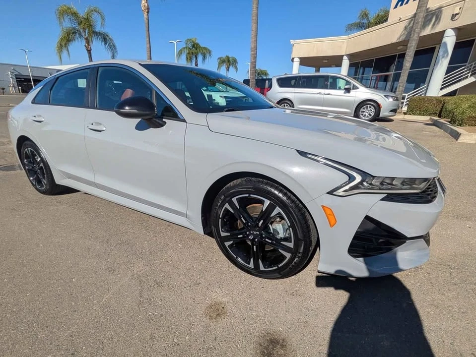 2023 Kia Optima/K5 - Image 3 of 10
