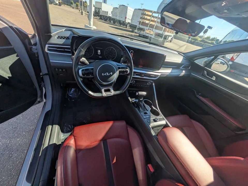 2023 Kia Optima/K5 - Image 7 of 10