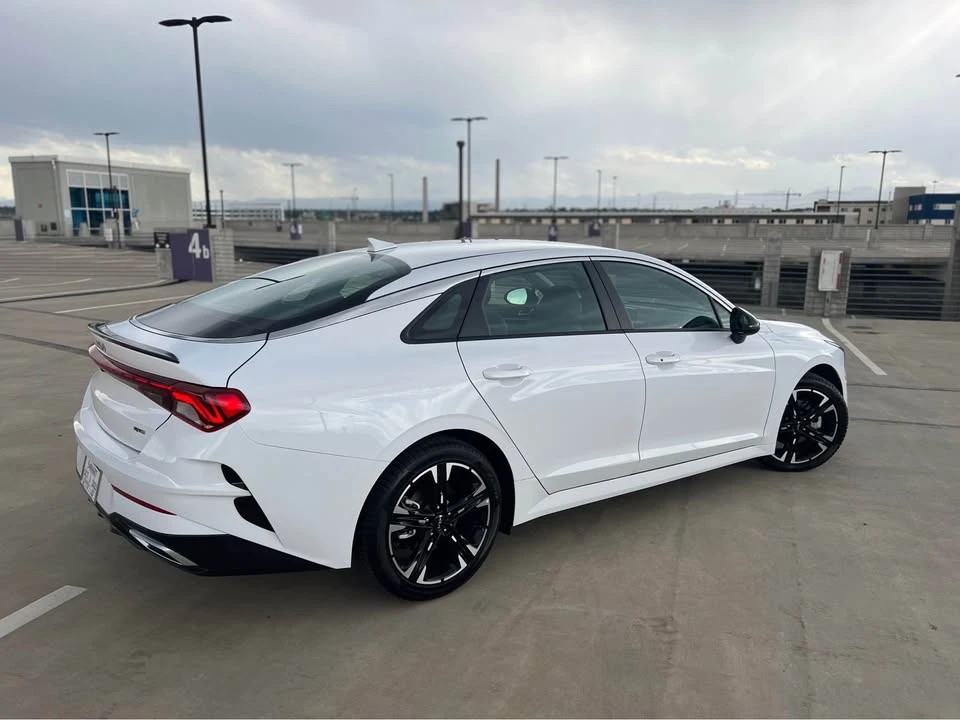 2023 Kia Optima/K5 - Image 8 of 19