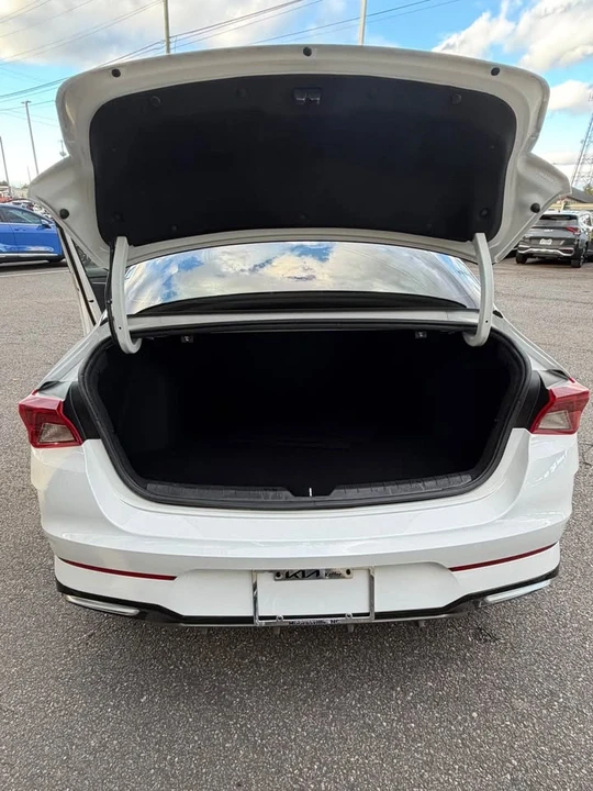 2023 Kia Optima/K5 - Image 16 of 16