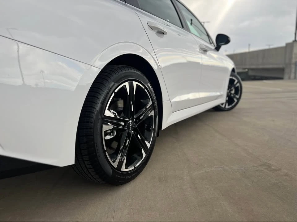 2023 Kia Optima/K5 - Image 9 of 19
