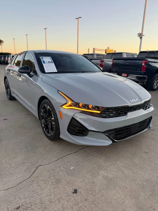 2023 Kia Optima/K5 - Image 2 of 15