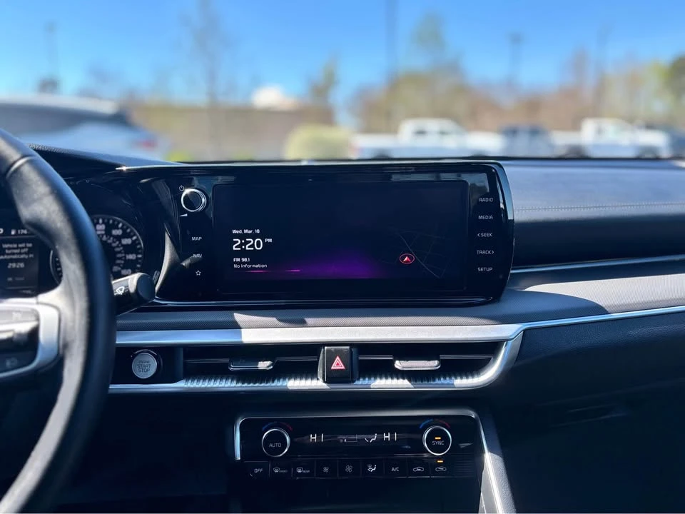 2023 Kia Optima/K5 - Image 9 of 13