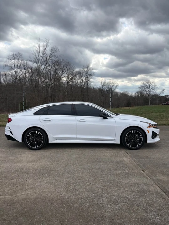 2023 Kia Optima/K5 - Image 2 of 13
