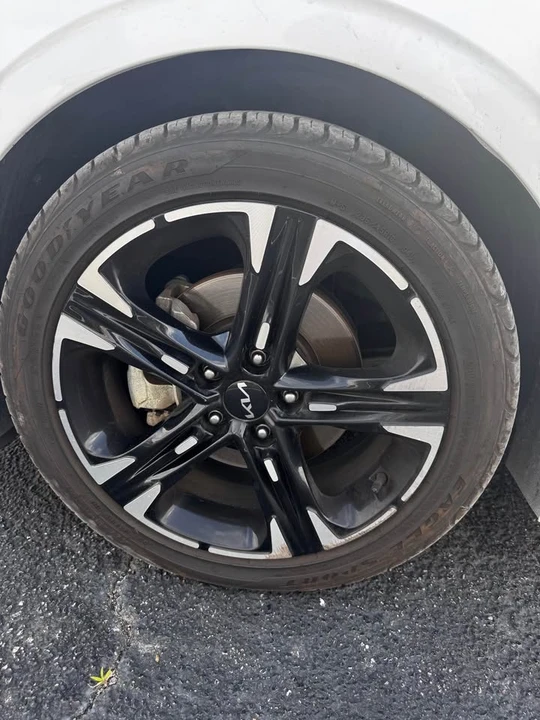 2023 Kia Optima/K5 - Image 6 of 14