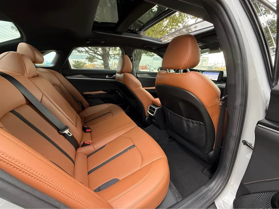 2023 Kia Optima/K5 - Image 10 of 11