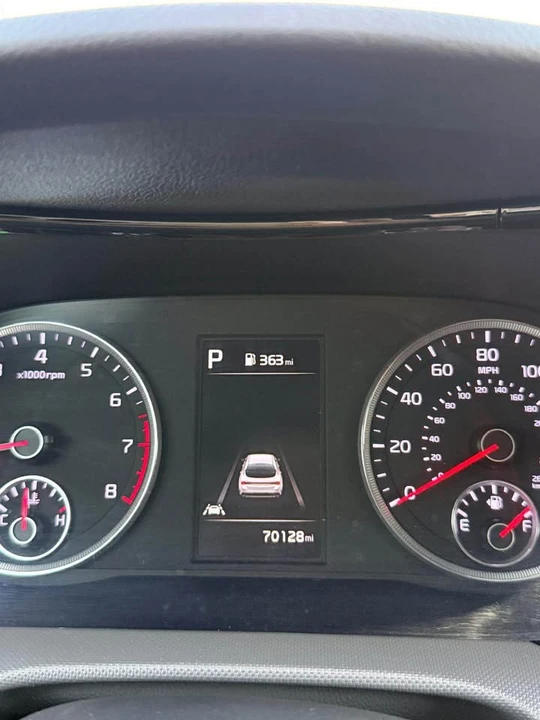 2023 Kia Optima/K5 - Image 2 of 16