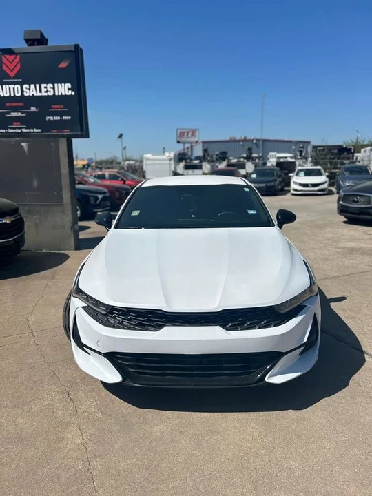 2023 Kia Optima/K5 - Image 2 of 13