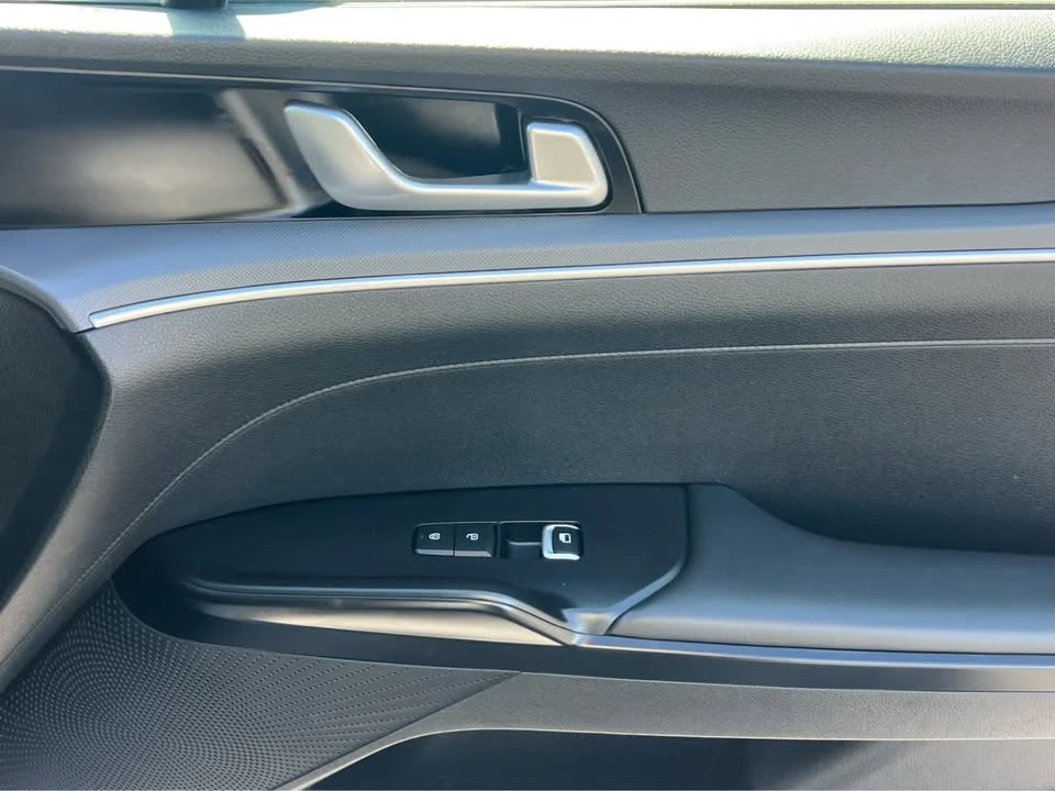 2023 Kia Optima/K5 - Image 12 of 15